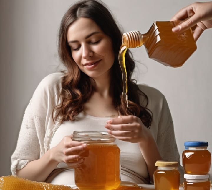 7 Benefits of Eating Honey During Pregnancy