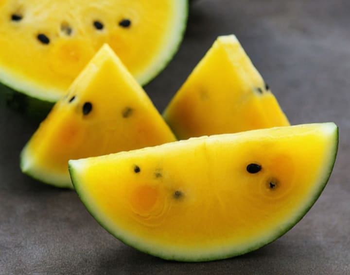 10 Yellow Watermelon Health Benefits, Uses, Recipes, Glycemic Index and Risks